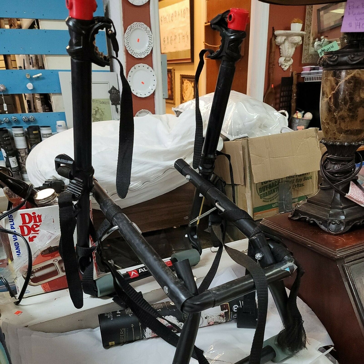 Good CONDITION Allen Sports Deluxe 2-Bike Trunk Mount Rack, Model 102DN