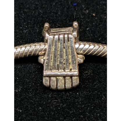 Unsigned Silver Tone Lawn Beach Chair Pandora Moments Bracelet Style Bead Charm