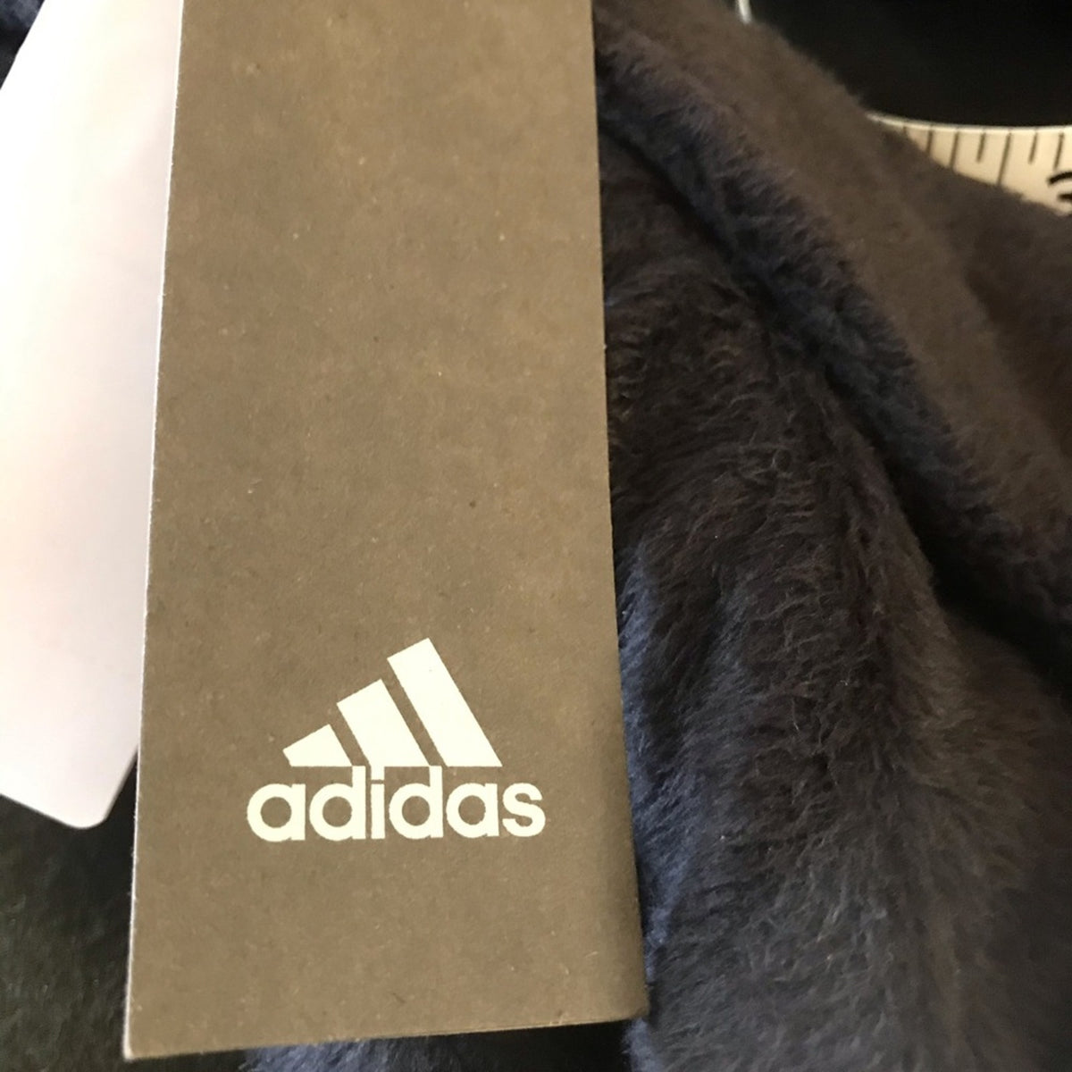 adidas Size Medium Front Pouch Athleticwear Faux Fur Mock Neck Half Zip Pullover
