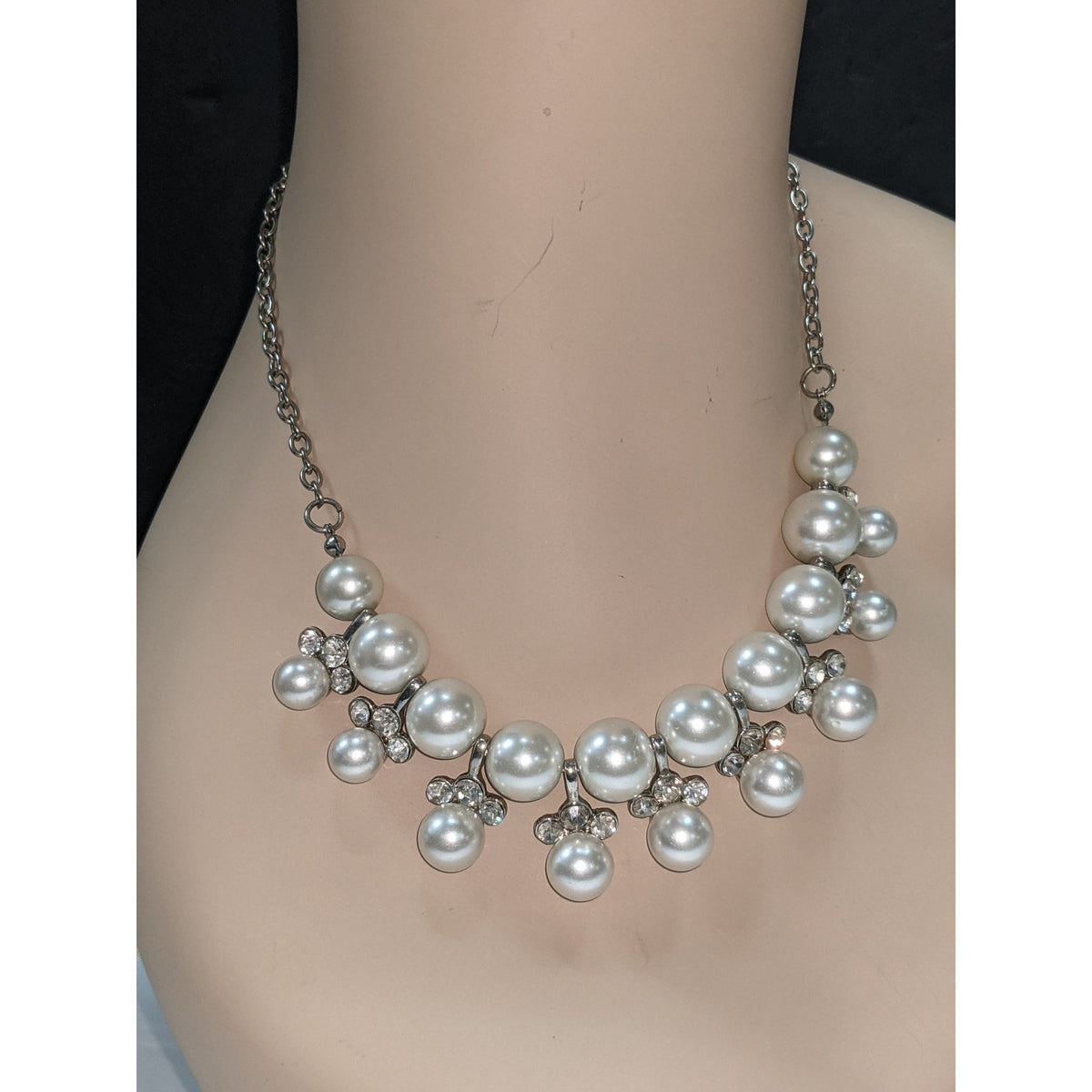 Vintage Costume Jewelry White Faux Pearl Rhinestone Chain Necklace