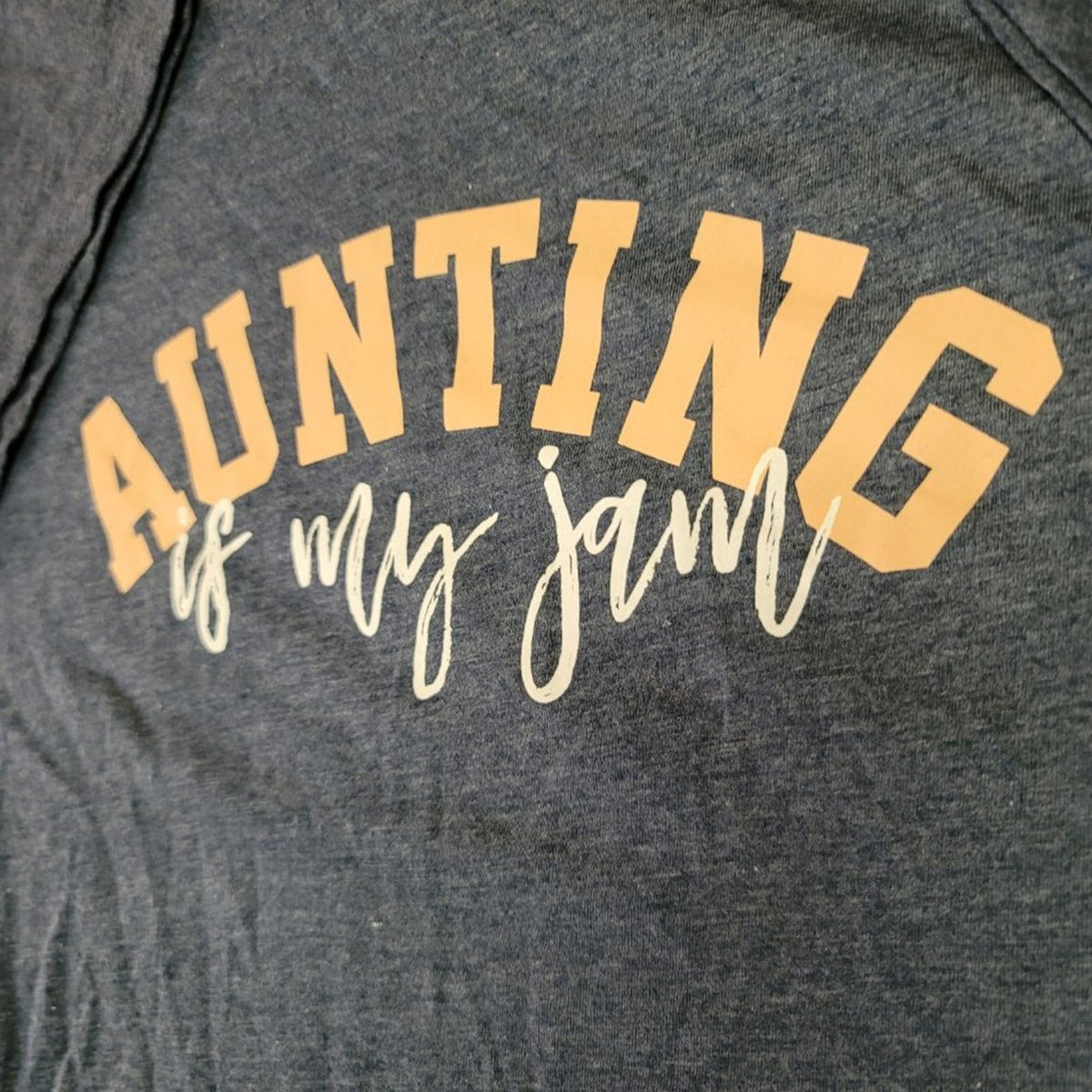 Instant Message "Aunting Is My Jam" Graphic T-Shirt Short Sleeve Crew-Neck 2XW