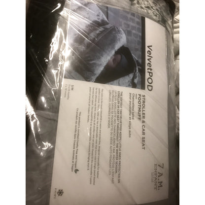VelvetPod NWT Stroller & Car Seat Footmuff Cozy Grey Velvet S/M 0-18 Months