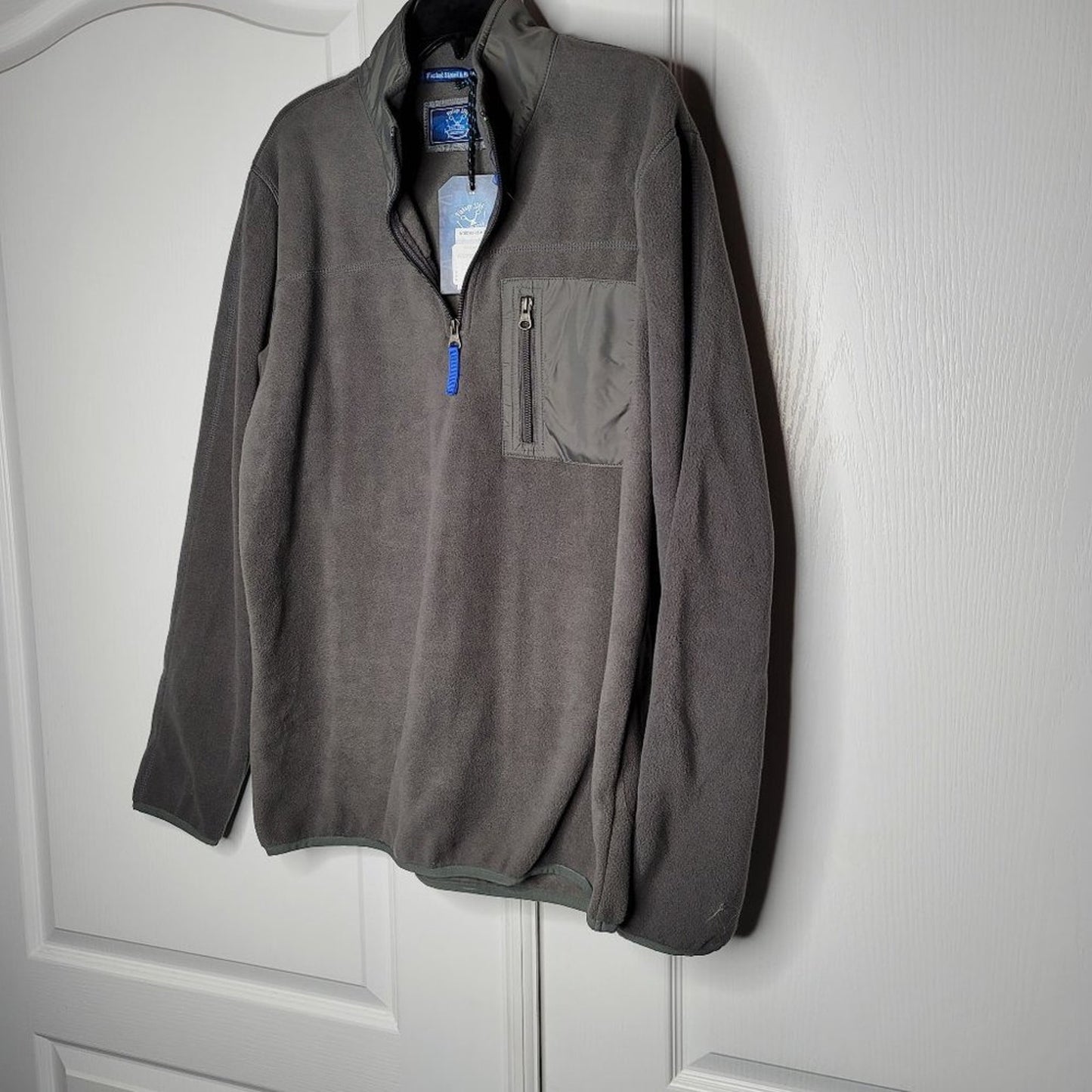 NEW VintageBrand 1946 Gray Partial Zip Fleece Sweater Large PULLOVER activewear