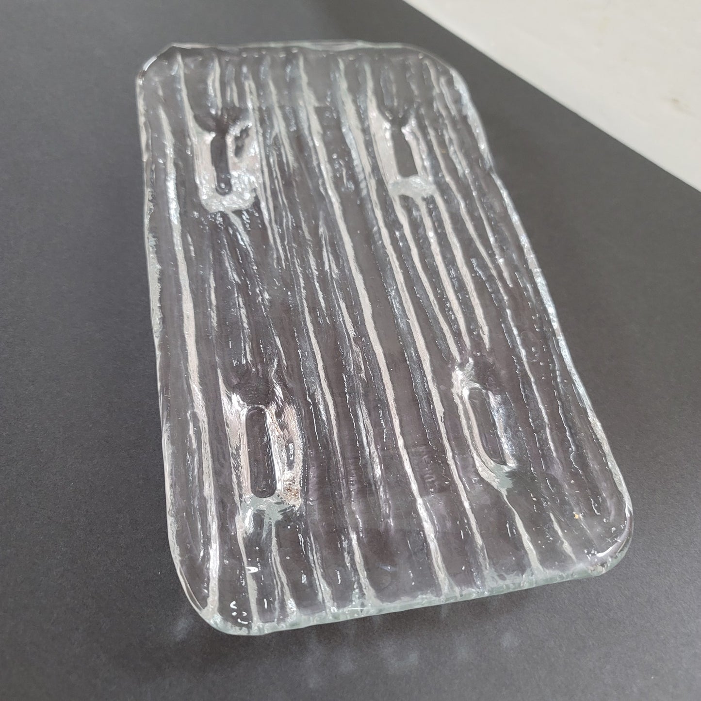 Ice Water Textured Foot Rectangle Scandinavian Glass Crystal Servving Tray Bark