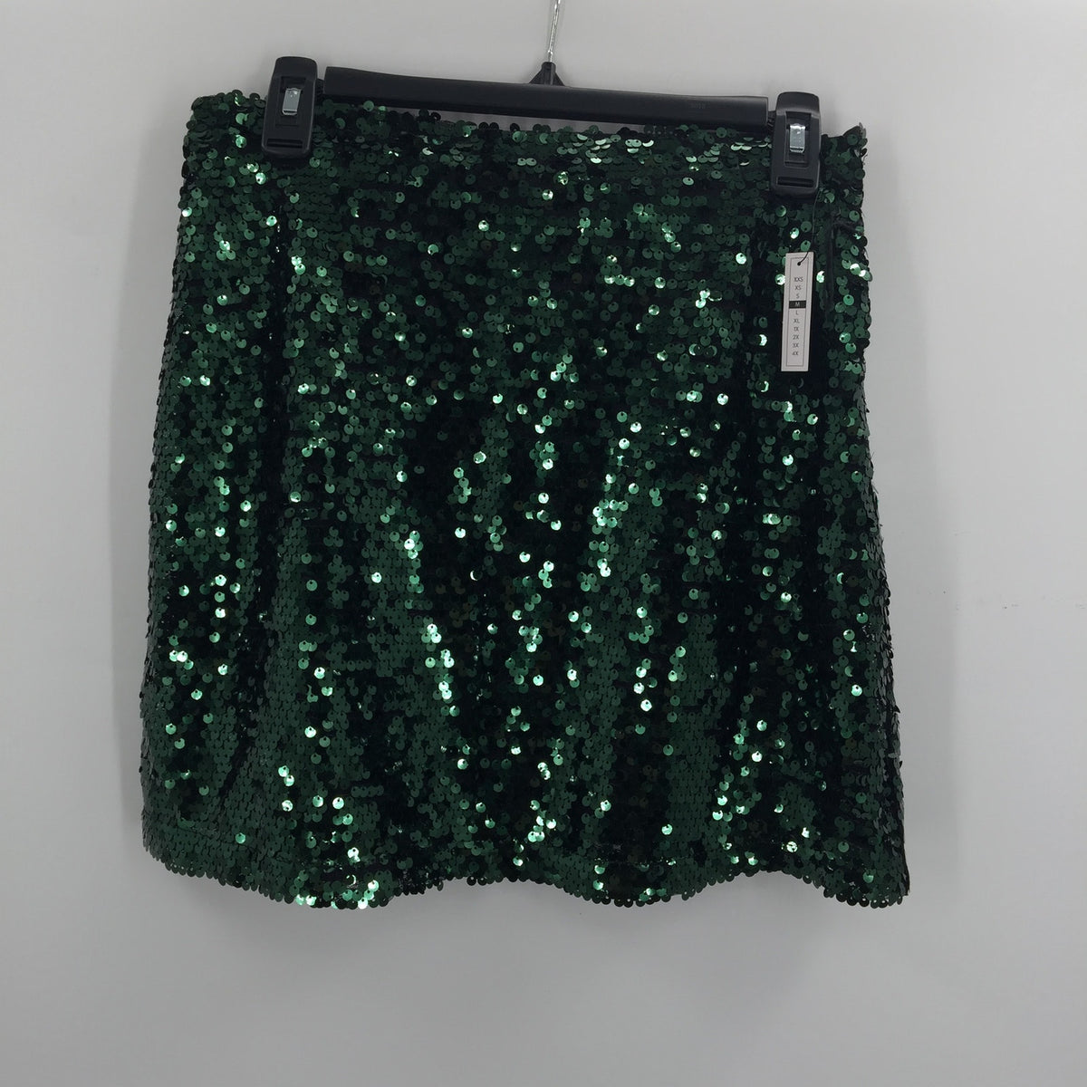 LEITH Straight Mini Skirt Sequin Side-Zip Solid Green Medium festive dance club