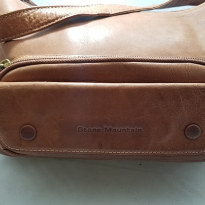 STONE MOUNTAIN leather shoulder tan bag purse Zip and front pouch Key ring