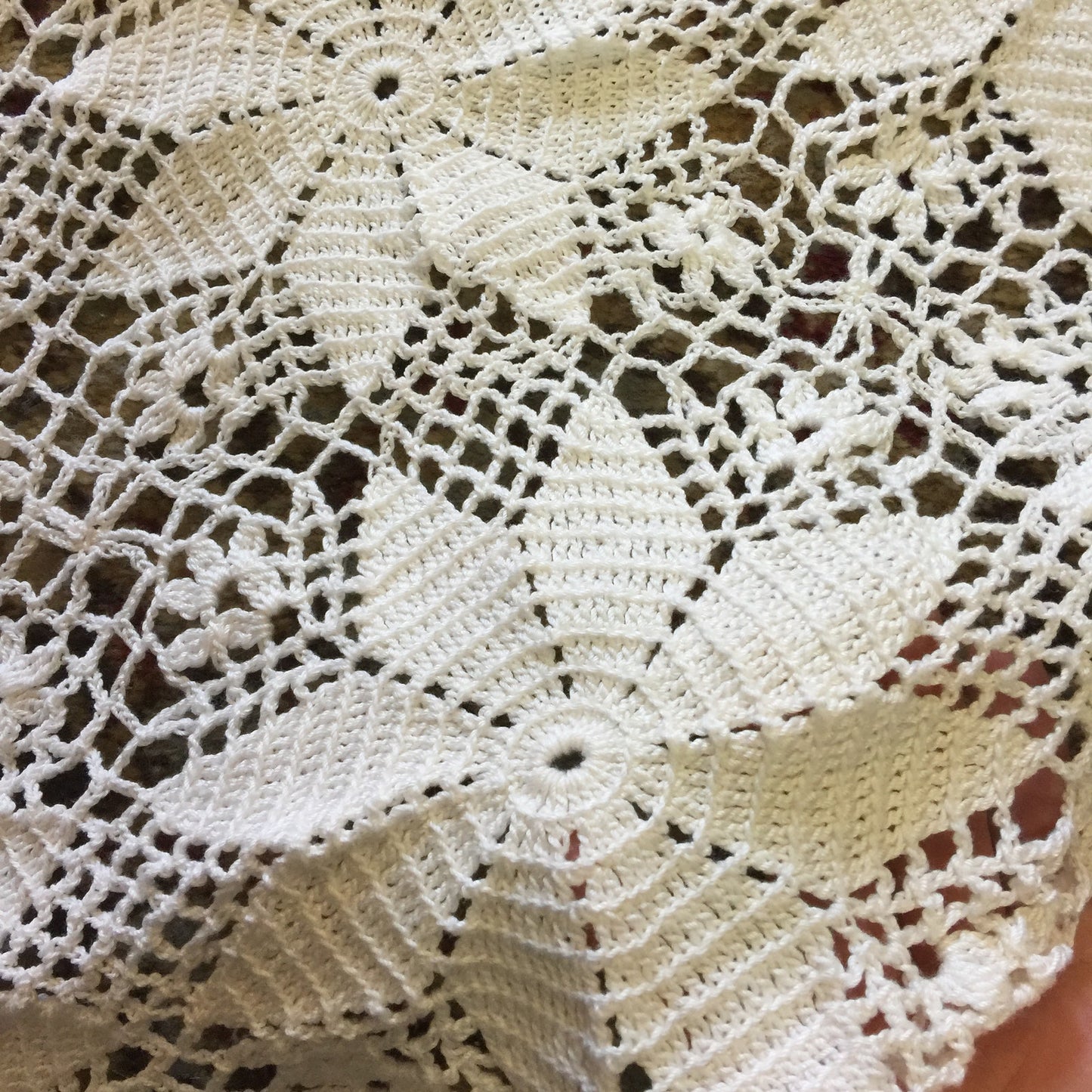 Handmade CROCHET Coverlet Blanket Cream Snowflake Wheel Full / Queen