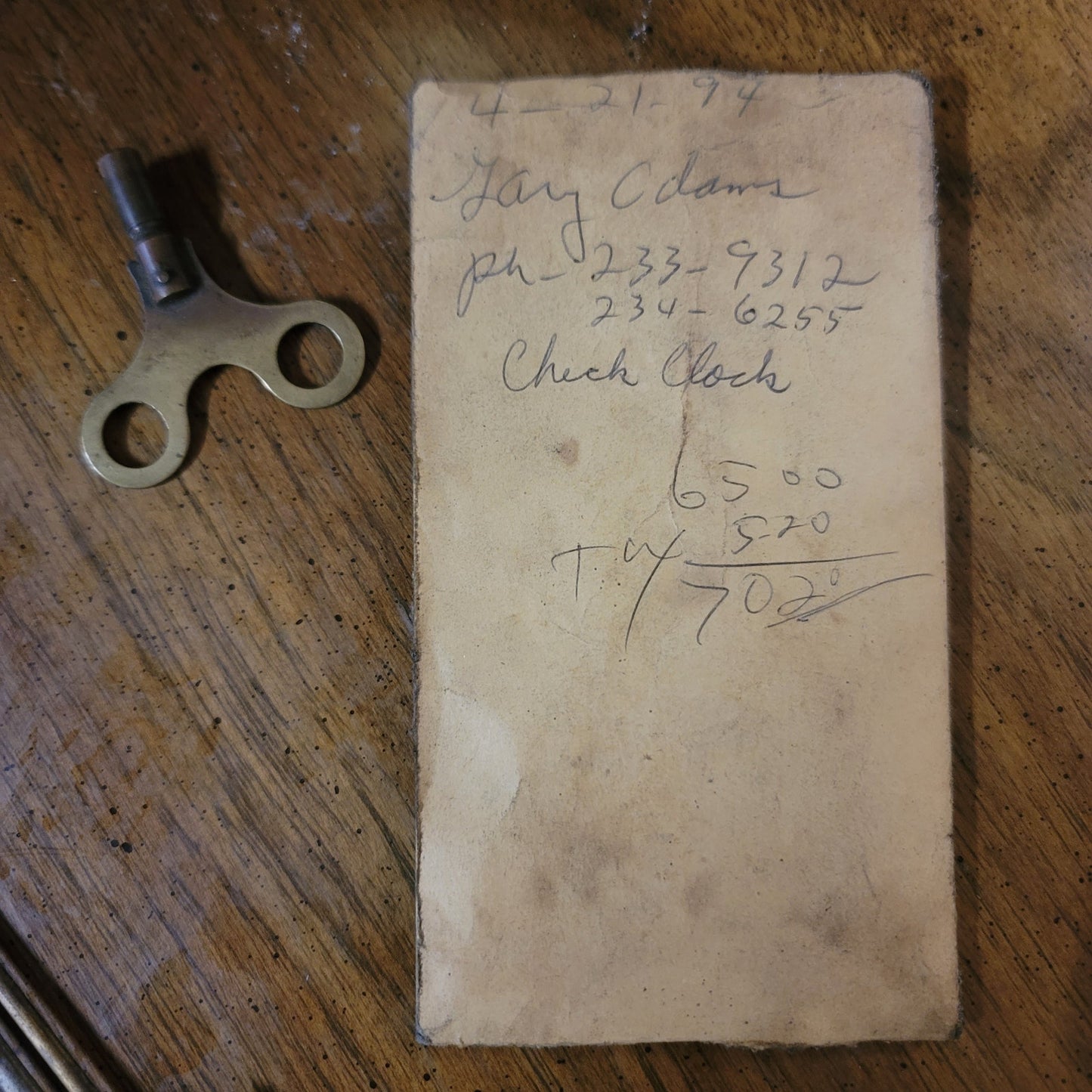 South Georgia Clock Co. Table wood clock damaged walnut veneer case key pendulum