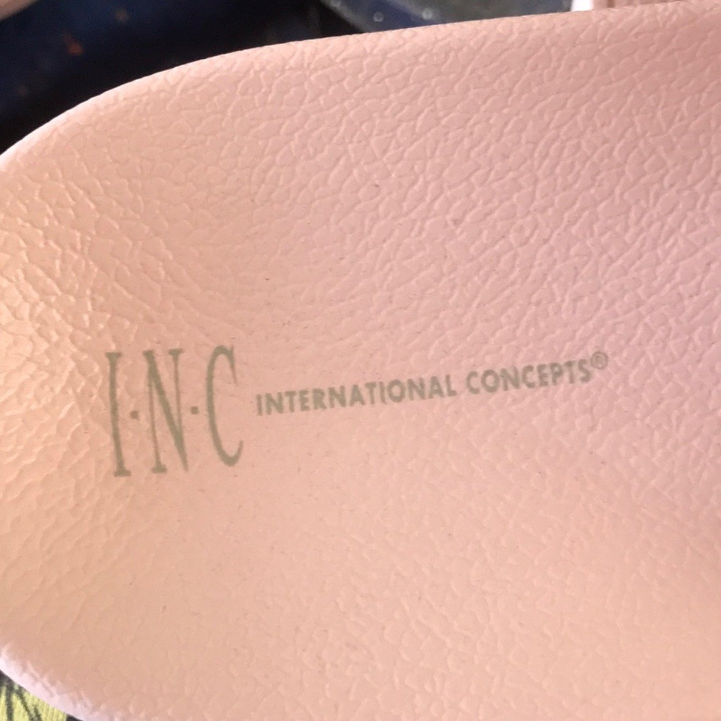 INC NEW Feather Pool Slides Slippers Pink Fluffy XL 11/12 Slides feathers