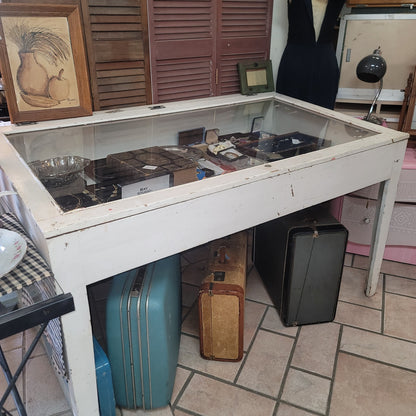 SECONDHAND SANDIES glass display jewelry memorabilia case wood angled