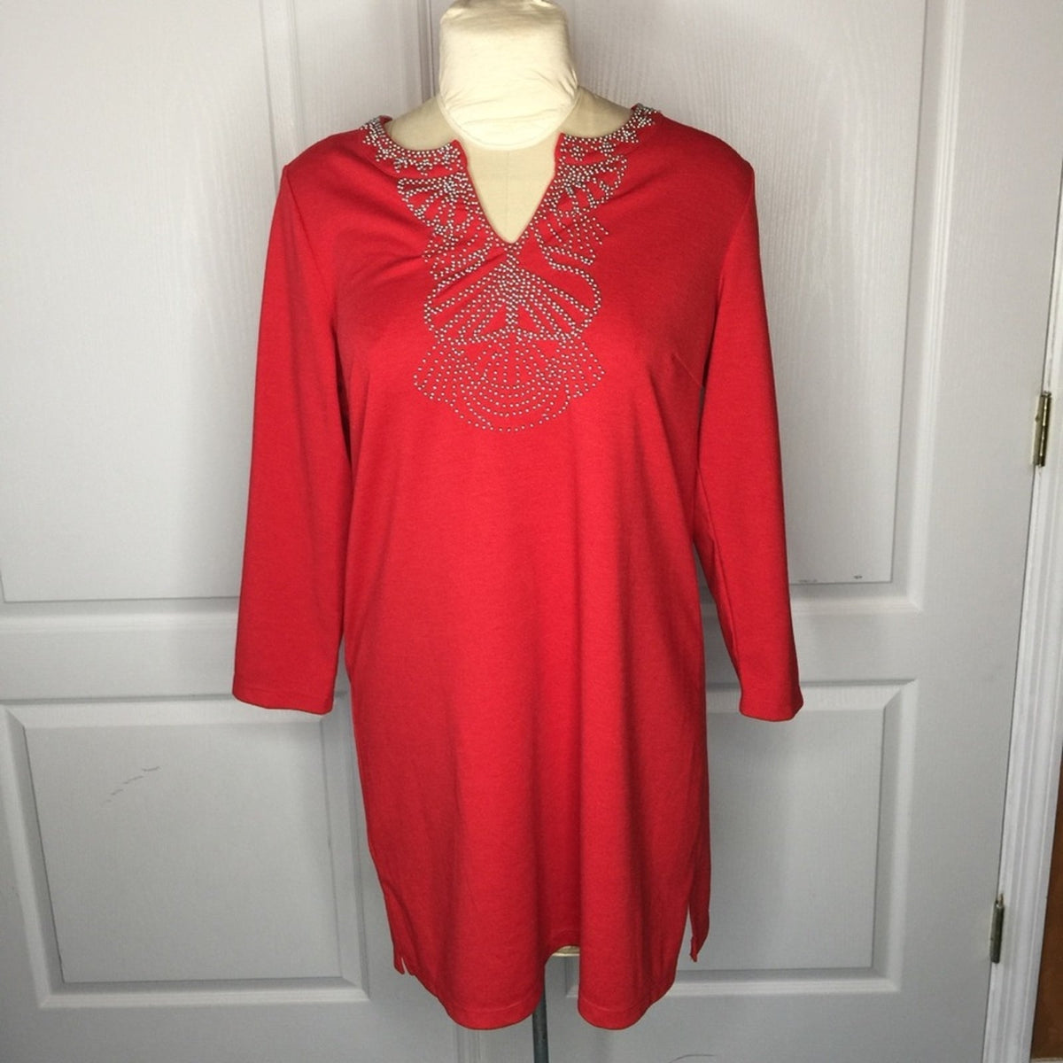 Peter Nygard NEW Womens Red Beaded 3/4 Sleeve Top Size Medium